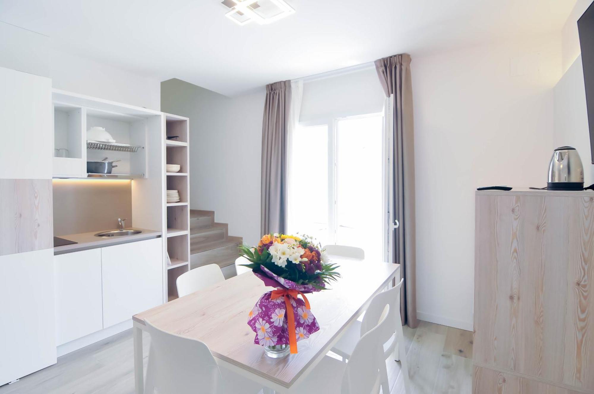 Marina Suites & Apartments 4 Stelle S Caorle Ngoại thất bức ảnh